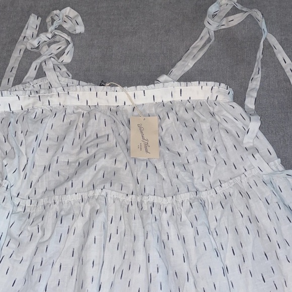 Universal Thread Women's Tie Strap Tiered White Dash Tank Top - Picture 3 of 4